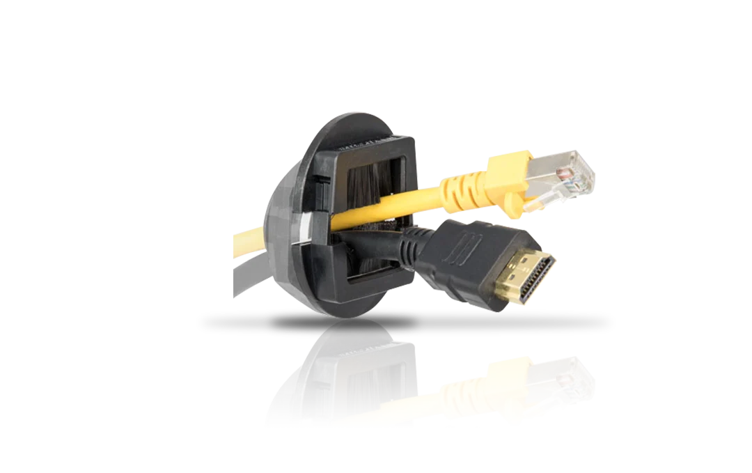 Cable Entry with Brush Seal
